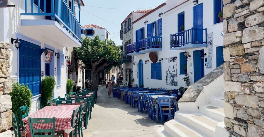 From Skiathos: Skopelos and Alonissos Boat Trip with Stops - Setting out from Skiathos Old Port