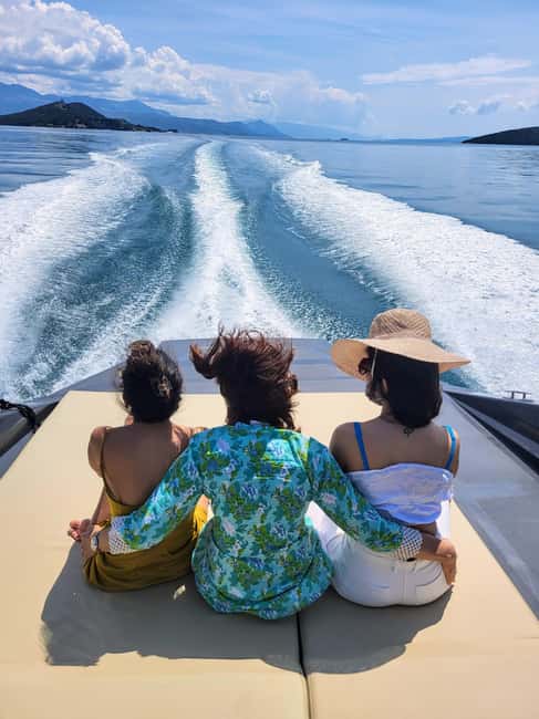 From Split: Blue Cave, Hvar, Mamma Mia, 5 Islands boat Tour - The ride back to Split