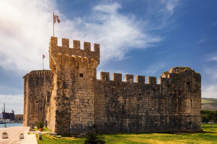 From Split: Blue Lagoon and Trogir Half-Day Speedboat Tour - Who will get the most from this tour?