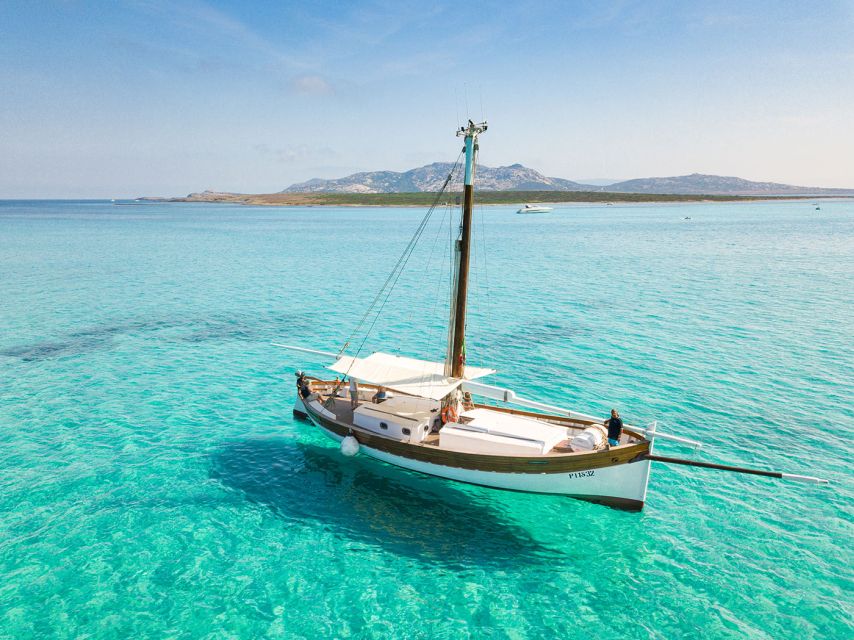 From Stintino: Asinara Vintage Sailing Boat Tour with Lunch - Why Asinara makes such a good day trip from Stintino
