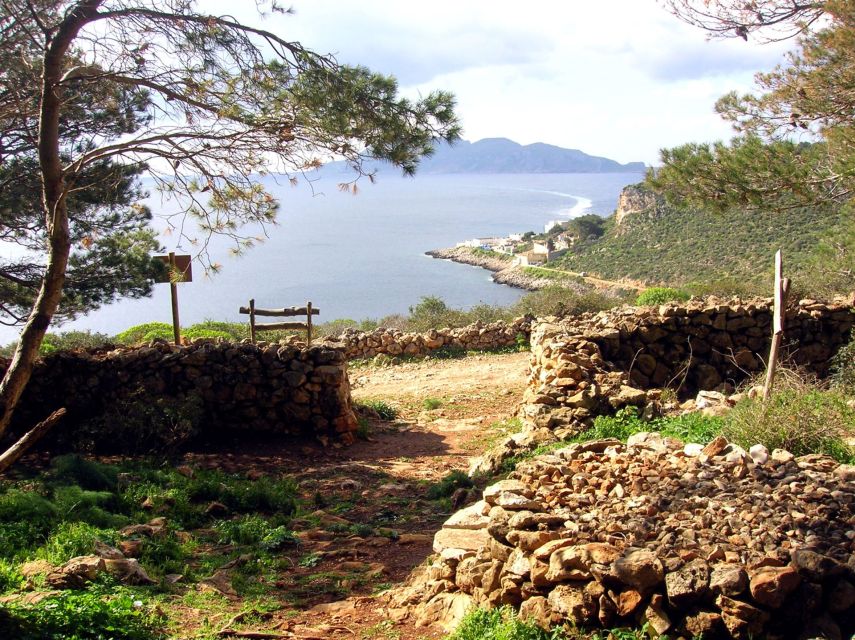 From Trapani: Cruise to Favignana and Levanzo with lunch - Why this boat trip works so well