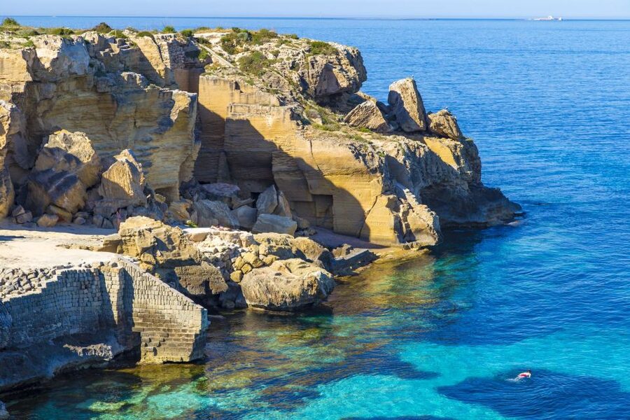 From Trapani: Cruise to Favignana and Levanzo with lunch - Levanzo, the quiet second stop