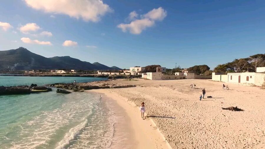 From Trapani: Day Cruise to Favignana & Levanzo with Lunch - Levanzo is tiny, pretty, and easy to rush