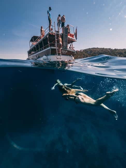 From Trogir: Blue Lagoon & Šolta Cruise with Lunch & Drinks - What the $76 price includes
