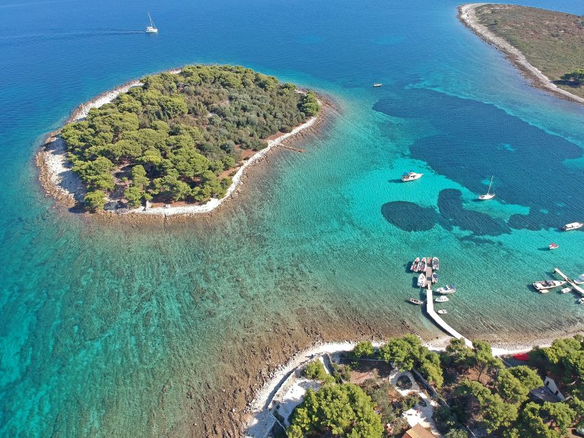 From Trogir: Three Islands Half-Day Speedboat Tour - Maslinica on Šolta: a change of pace