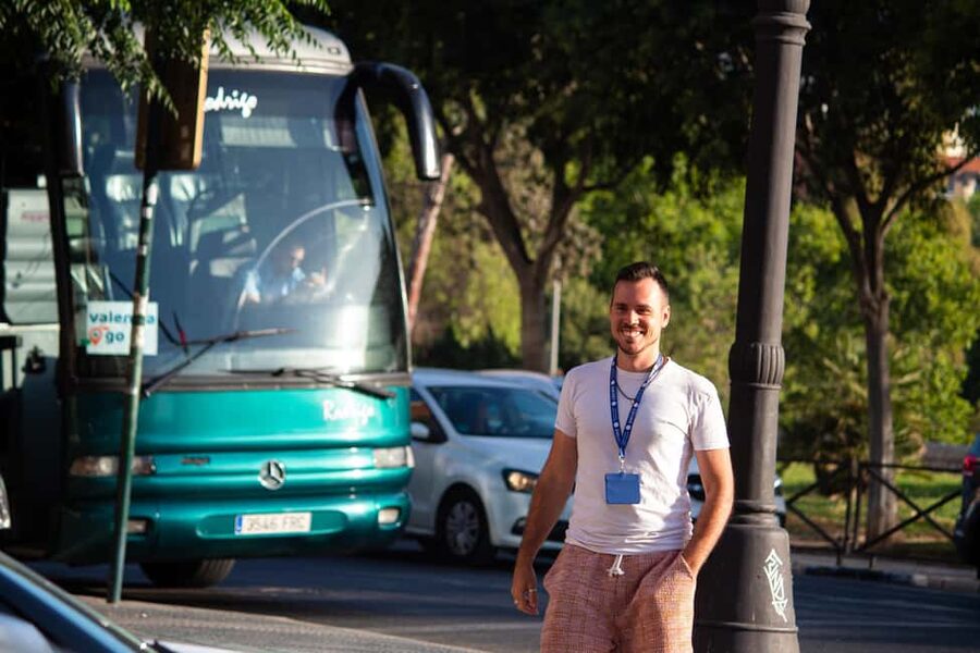 From Valencia: Cueva de Sant Josep Boat Tour with Guide - The bus ride from Valencia to Vall d’Uixó