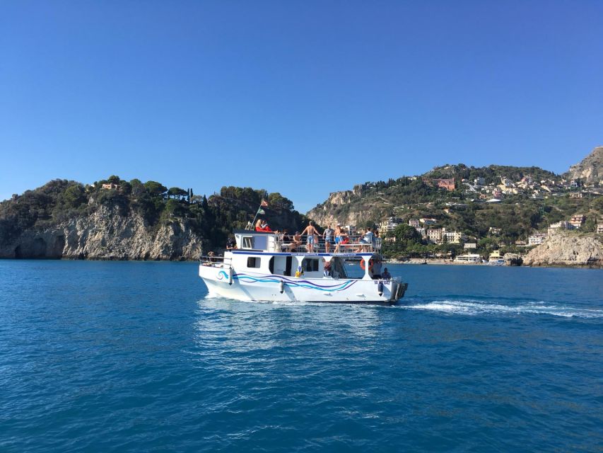 Giardini Naxos: Boat Trip Isola Bella with Snorkeling - Leaving Giardini Naxos with Mount Etna behind you