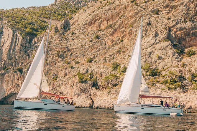 Half Day Sailing on a comfort yacht around Hvar and Pakleni islands- small group - Second Pakleni Islands stop: another hour to slow down