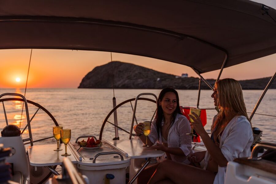 Heraklion: Dia Island Sailing Cruise with Snorkeling - Should you book this sailing cruise?