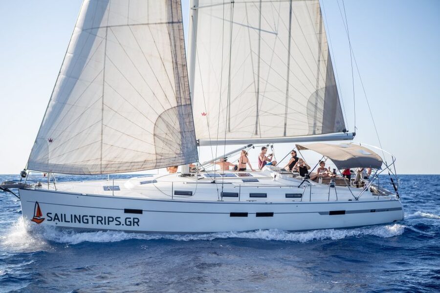 Heraklion: Private Half-Day Sailing Trip to Dia Island - Snorkeling, fishing, and paddleboards