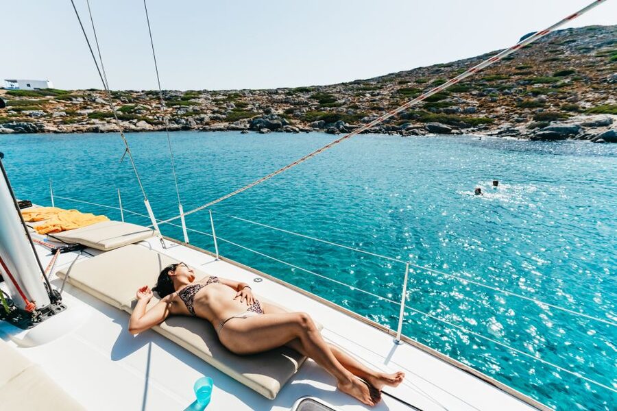 Heraklion: Sailboat Cruise to Dia Island with Drinks & Lunch - Who should book this cruise?