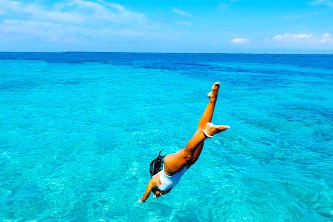 Ibiza Beach Hopping Cruise with Paddleboards, Drinks and Food 6h - Music, mood, and the choice between calm and party