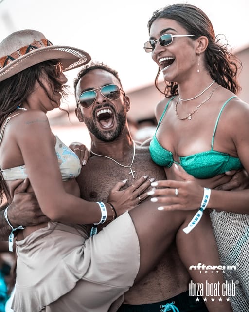 Ibiza: Sunset Boat Party at Ibiza Boat Club with Open Bar - The first hour: coastline, drinks, and the main party