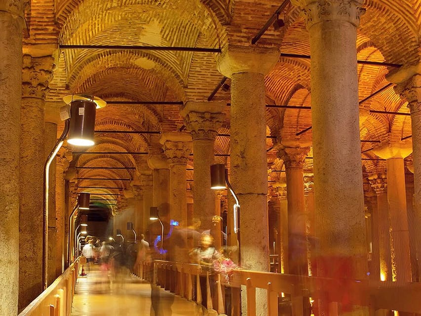 Istanbul: Basilica, Hagia Sophia, Blue Mosque Tour & Cruise - Who will get the most from this tour