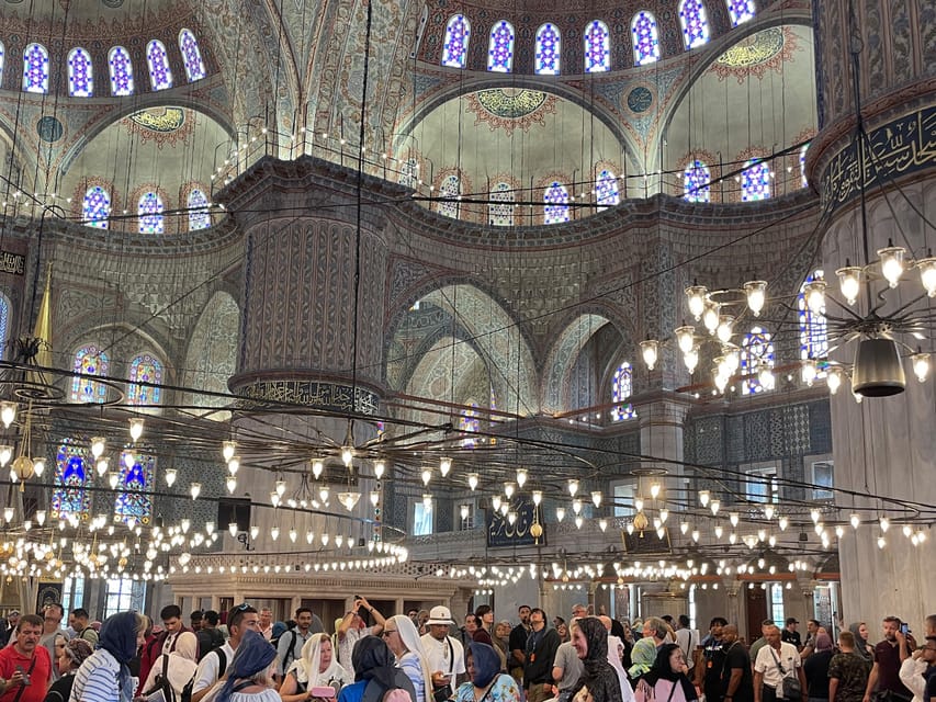 Istanbul: Basilica, Hagia Sophia, Blue Mosque Tour & Cruise - Three landmark interiors, one useful introduction to Istanbul