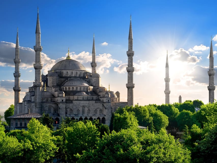 Istanbul: Basilica, Hagia Sophia, Blue Mosque Tour & Cruise - The Bosphorus cruise changes the view completely