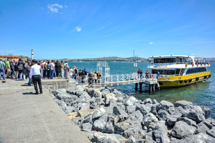 Istanbul: Bosphorus Cruise w/Audio Guide and Sunset Option - Choosing the sunset option