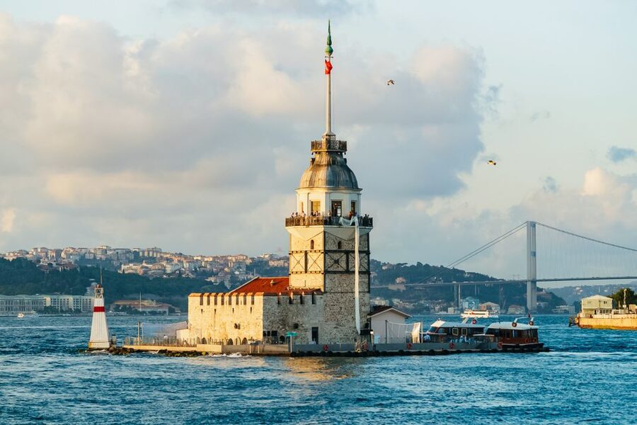 Istanbul: Bosphorus Cruise w/Audio Guide and Sunset Option - What the boat is like on board