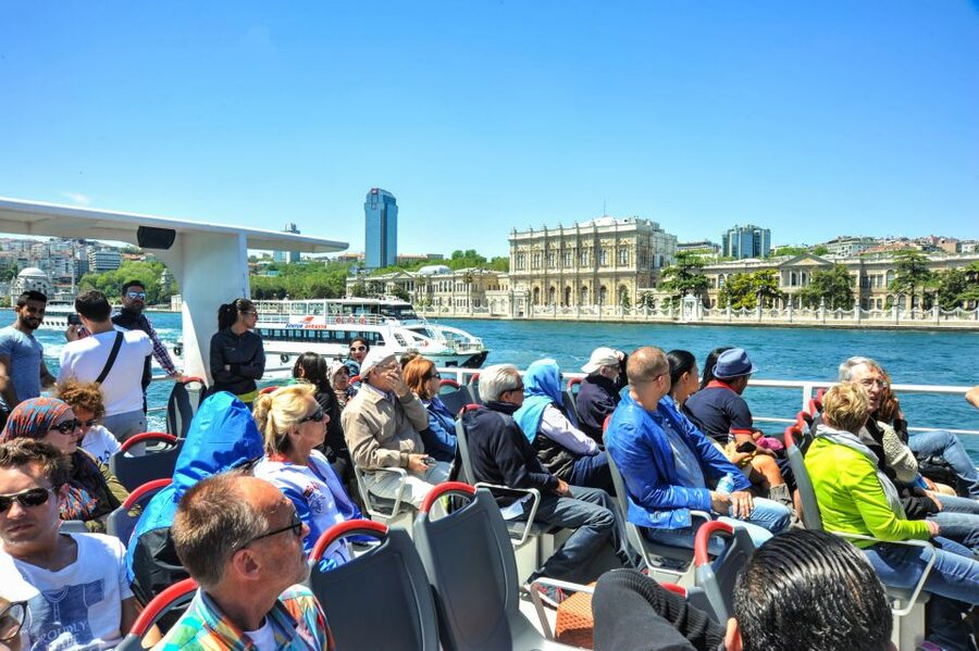 Istanbul: Bosphorus Cruise w/Audio Guide and Sunset Option - Meeting near Hagia Sophia and reaching the pier