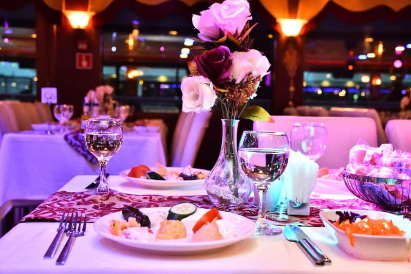 Istanbul: Bosphorus Dinner Cruise with Turkish Night Show - Booking and timing tips that make a difference