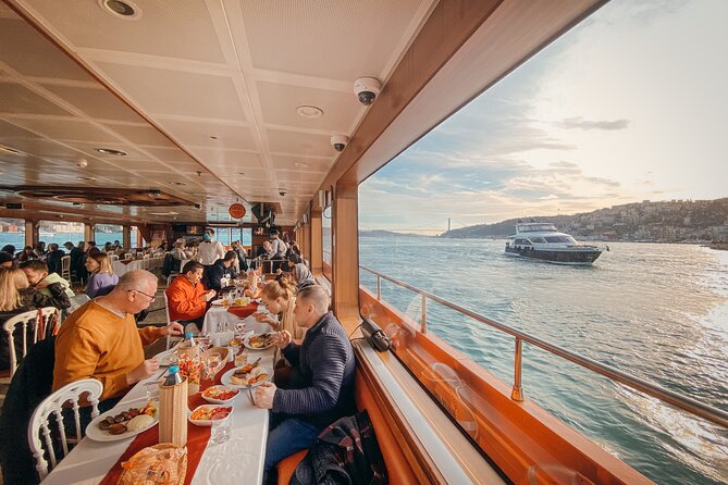 Istanbul: Bosphorus Dinner Cruise with Turkish Night Show - A Bosphorus evening that mixes sightseeing and dinner
