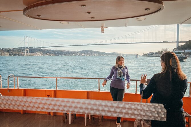 Istanbul: Bosphorus Dinner Cruise with Turkish Night Show - Getting to Pereme at Kabatas