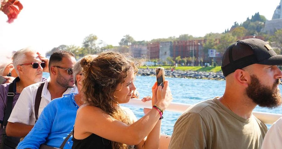 Istanbul: Bosphorus & Golden Horn Cruise Daytime or Sunset - Ortaköy Mosque and the Bosphorus Bridge