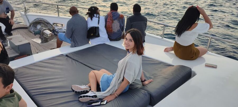 Istanbul: Bosphorus Sunset Cruise on Yacht with Live Guide - Arnavutköy and Bebek waterfront views