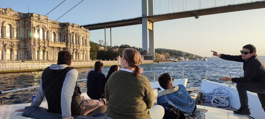 Istanbul: Bosphorus Sunset Cruise on Yacht with Live Guide - Rumeli Fortress and the second bridge