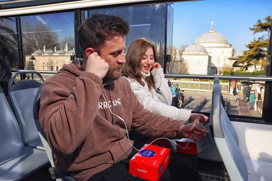 Istanbul: Hop-On-Hop-Off with Optional Audio Tour or Cruise - Palaces and the Bosphorus waterfront