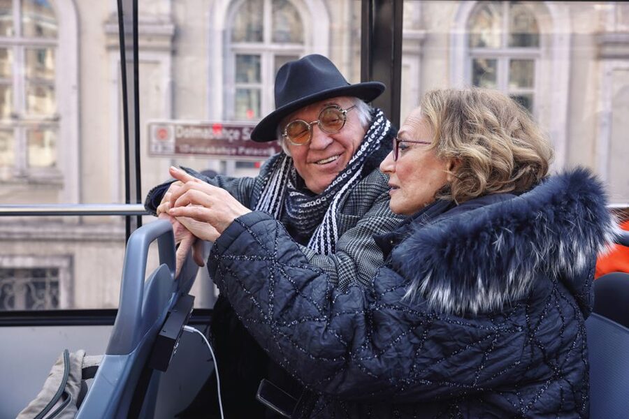 Istanbul: Hop-On-Hop-Off with Optional Audio Tour or Cruise - How useful is the audio commentary?