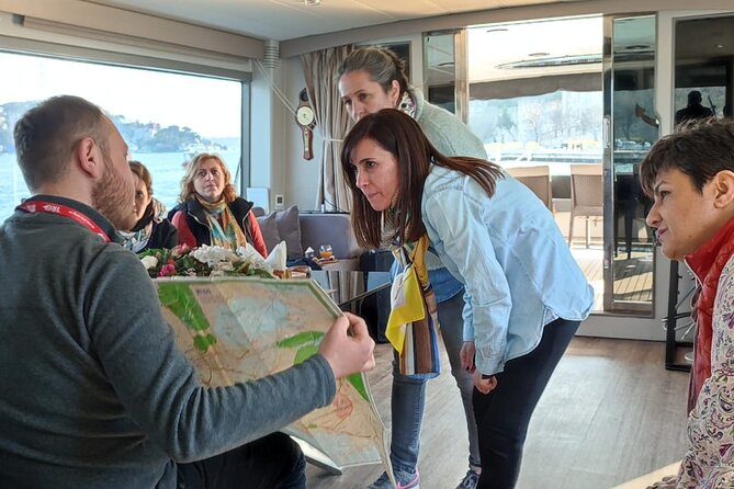 Istanbul Sunset Cruise on Luxury Yacht - Guided Group Cruise - Beşiktaş, Çırağan, and Ortaköy from the water