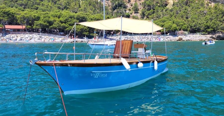 La Spezia: Cinque Terre and Portovenere Full-Day Boat Tour - Why seeing Cinque Terre from a boat matters