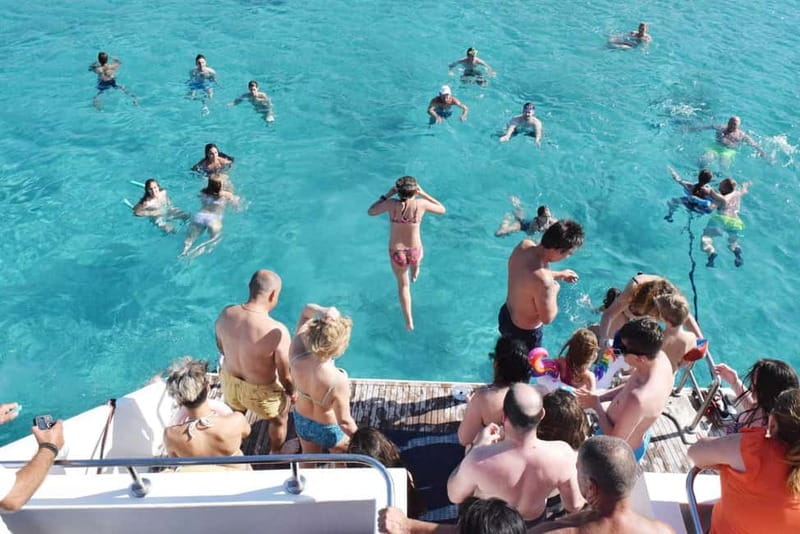 Latchi: Nafsika II Boat Cruise to the Blue Lagoon - The ride along the Akamas coast