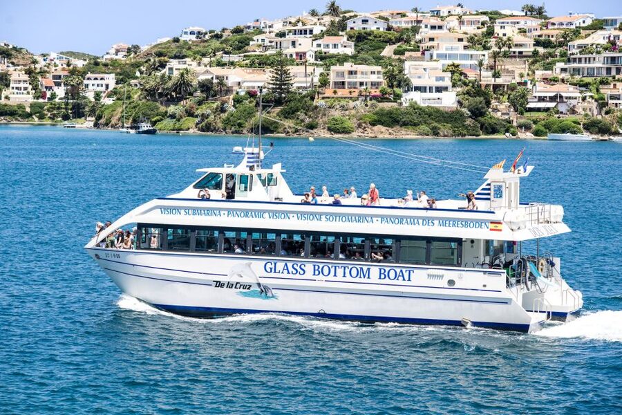 Mahon: Harbor Boat Tour with Underwater Viewing & Commentary - Boarding at Don Joan and choosing your seat