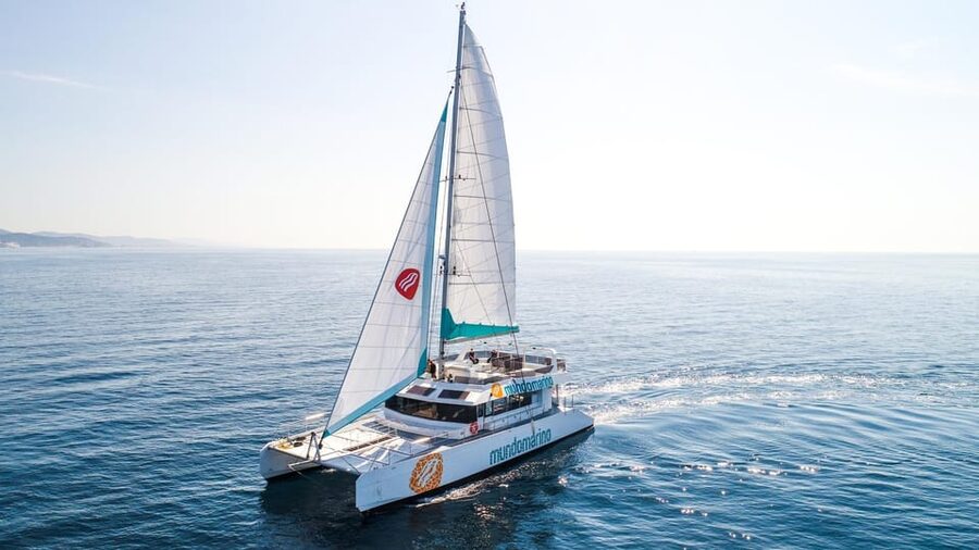 Malaga: Catamaran Sailing Cruise with Swimming & Optional DJ - What the 90-minute itinerary feels like