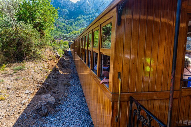 Mallorca in One Day Sightseeing Tour with Boat Ride and Vintage Train - The famous bends down to Sa Calobra