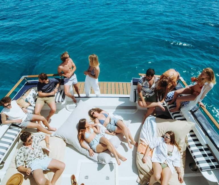 Mallorca: Palma Boat Tour & Snorkeling with Drink Included - Who should book this Palma boat tour?