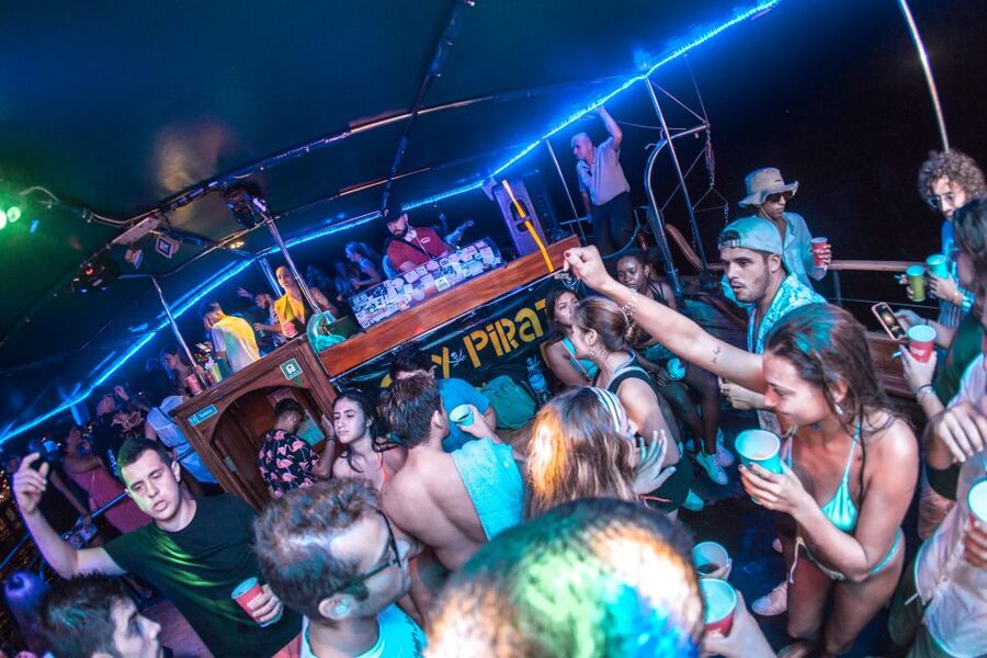 Malta: Lazy Pirate Boat Party with Drinks & Food - How this compares with a regular night out