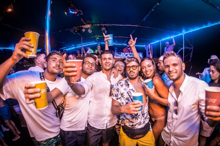 Malta: Lazy Pirate Boat Party with Drinks & Food - The moonlight swim stop