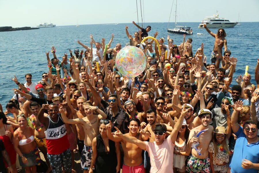 Malta: Lazy Pirate Boat Party with Drinks & Food - Who will enjoy this boat party most