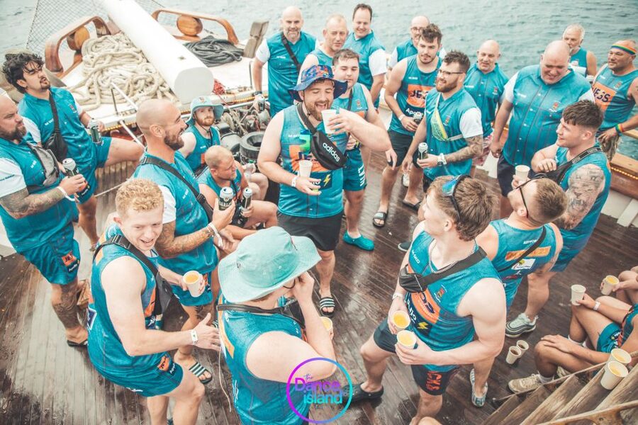 Malta: Sailboat Party with an Open Bar, Snack, and Swimming - The crowd, age rule, and overall atmosphere