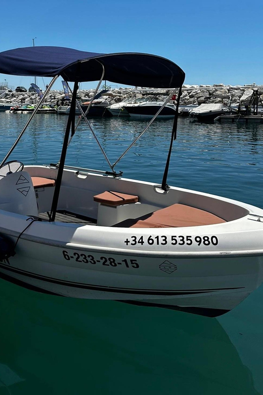 Marbella: Puerto Banús Boat Rental with No License Needed - Practical details that affect your day