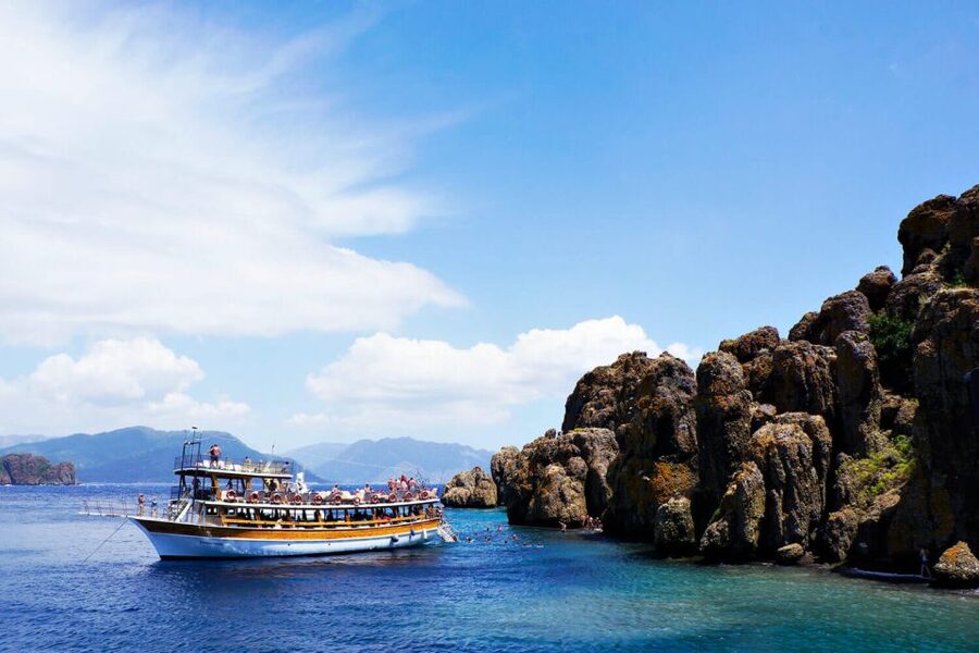 Marmaris: Boat Trip with Unlimited Drinks and BBQ Lunch - Heaven Island and the fish farm