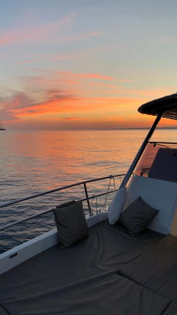 Marseille: Sunset Boat Cruise with Buffet and Organic Wine - What the boat and group size are really like