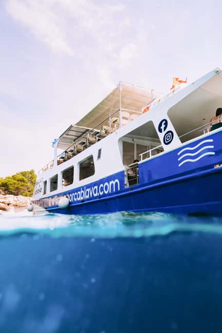 Menorca: Coves and Beaches Boat Trip w/ optional Paella - Paella lunch on board