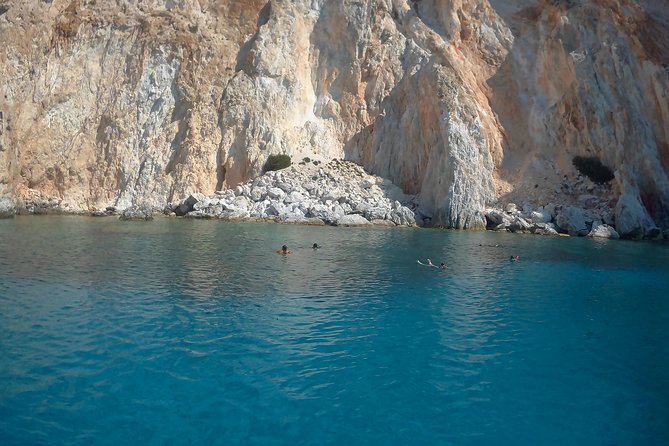 Milos Sailing Tour with snorkeling and lunch - Departure points and changing schedules