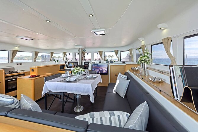 Mykonos Catamaran Premium Day-Sunset Tours 8-flavor Meal & Drinks - What happens at Delos