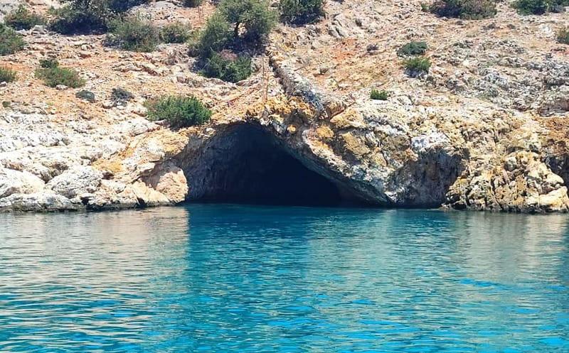 Naxos: Rina Cave-Koufonisi Cruise & Rina Cave Swim with BBQ - Should you book the Rina Cave and Koufonisi cruise?