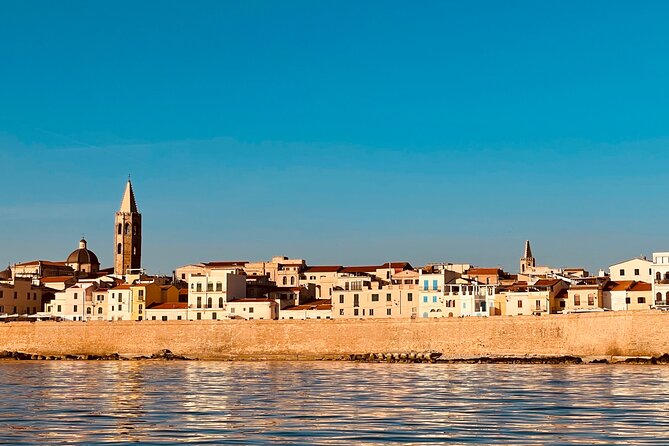 One day excursion on a sailing boat in the Gulf of Alghero - Sailing out from Alghero at 10 a.m.